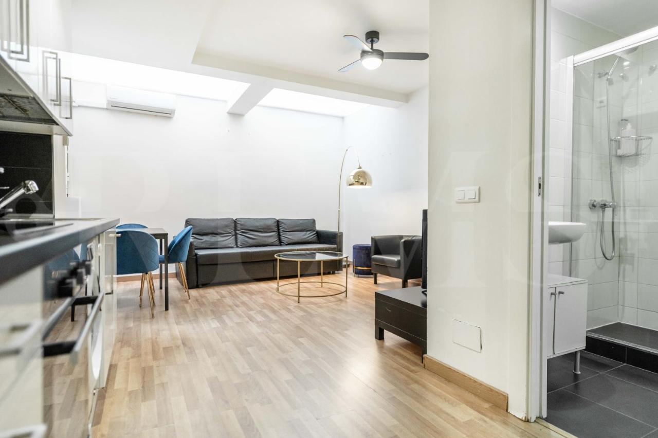 Modern Gem In Heart Of Malaga, Near Sights Rems Apartment ภายนอก รูปภาพ