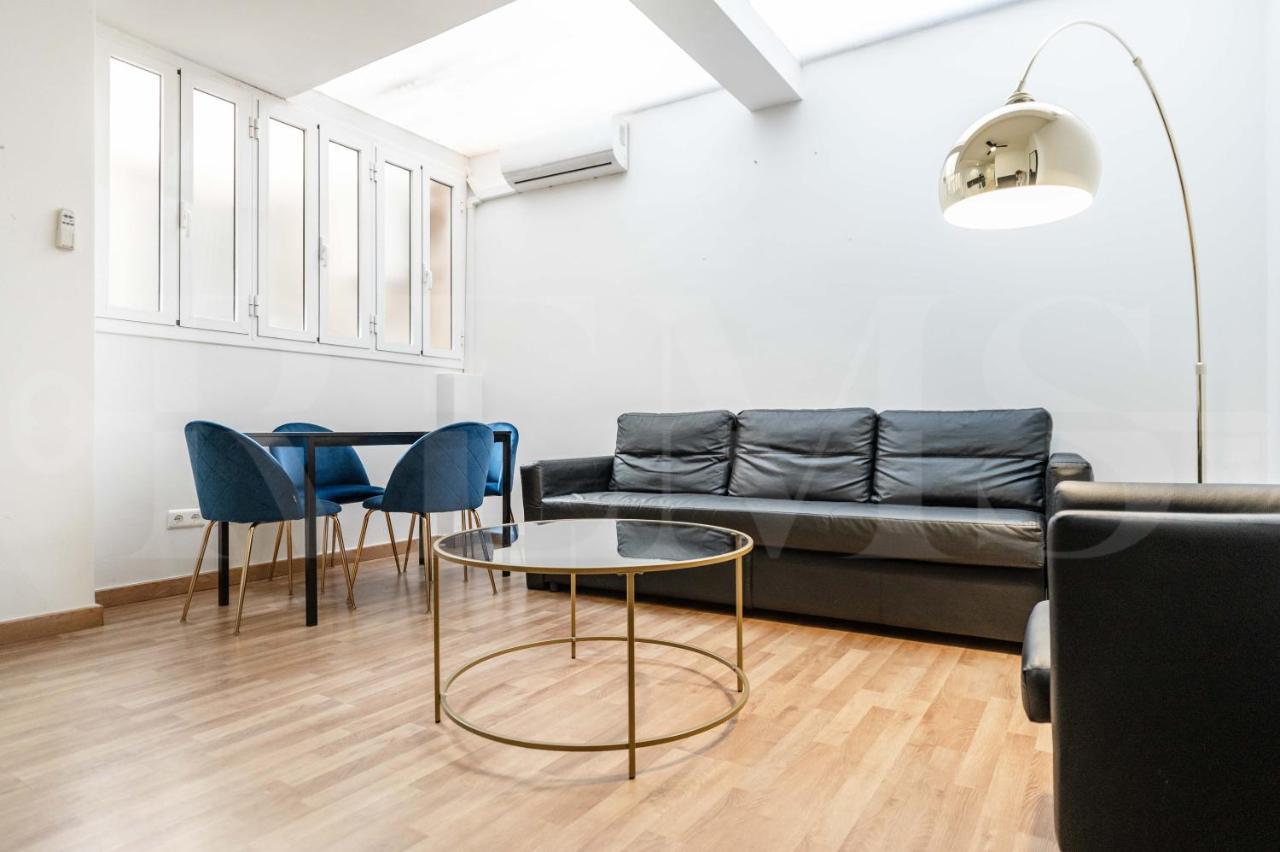 Modern Gem In Heart Of Malaga, Near Sights Rems Apartment ภายนอก รูปภาพ